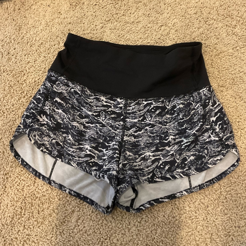 Lululemon high rise shorts